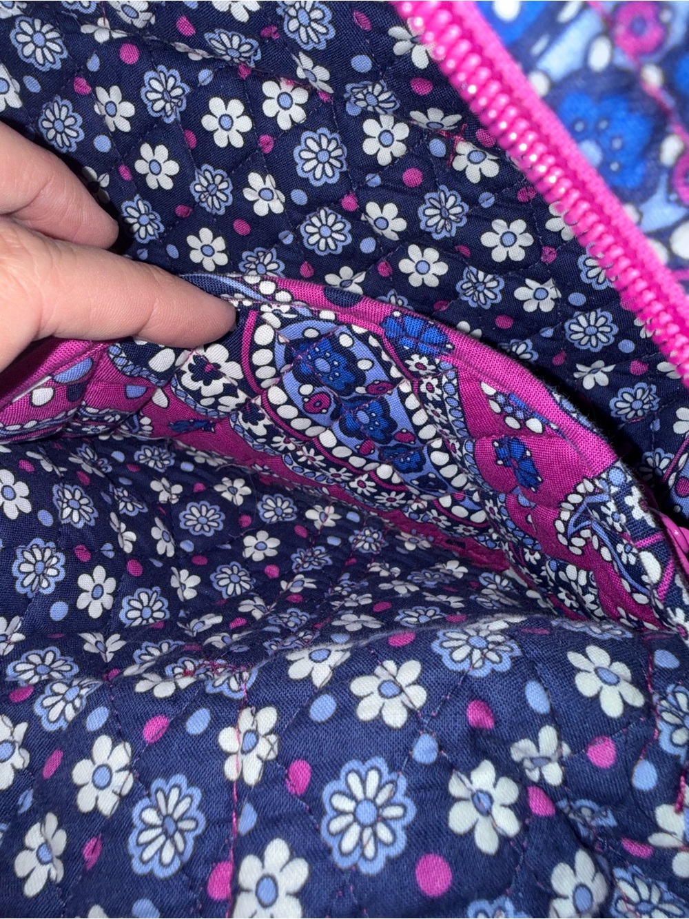 Vera Bradley Pink Paisley Shoulder Bag with Matching Cosmetic Pouch - Picture 6 of 10